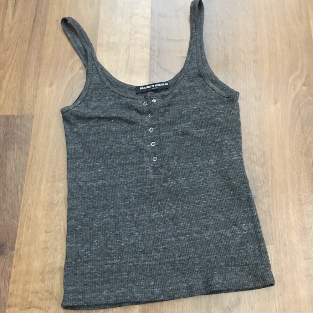 gray brandy tank🌟